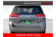 $18988 : 2013 Sienna XLE 8 Passenger thumbnail