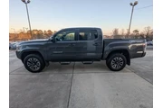 $32987 : Toyota Tacoma 2020 4x4 TRD P thumbnail