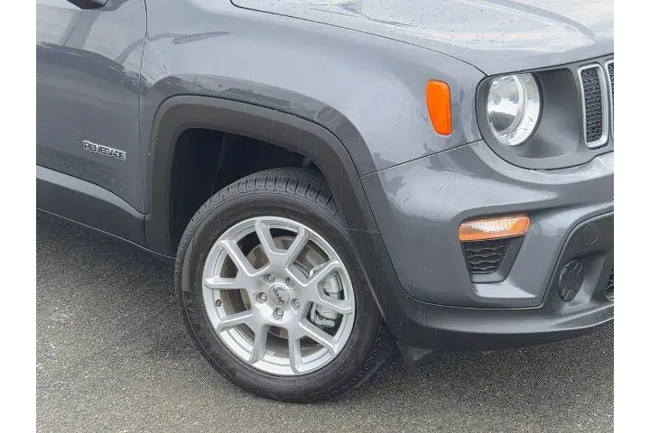 $19900 : Jeep Renegade 2023 4x4 Uplan image 9