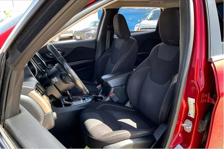 $9855 : Jeep Cherokee 2016 Latitude image 8