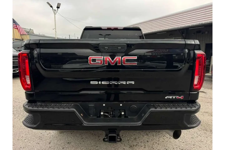2022 GMC Sierra 2500HD AT4 Cr image 5