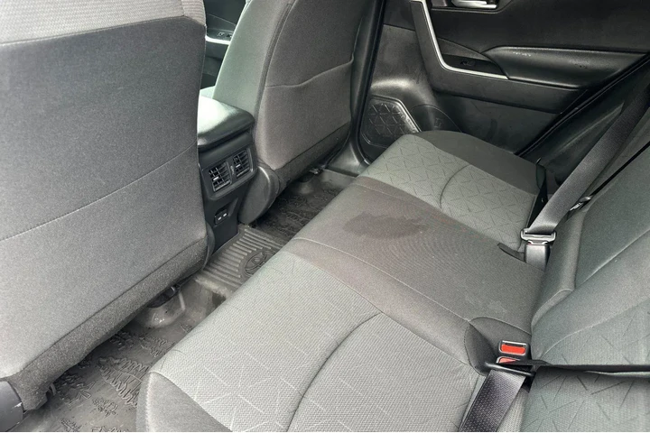 $38900 : Toyota RAV4 Hybrid 2024 AWD image 8