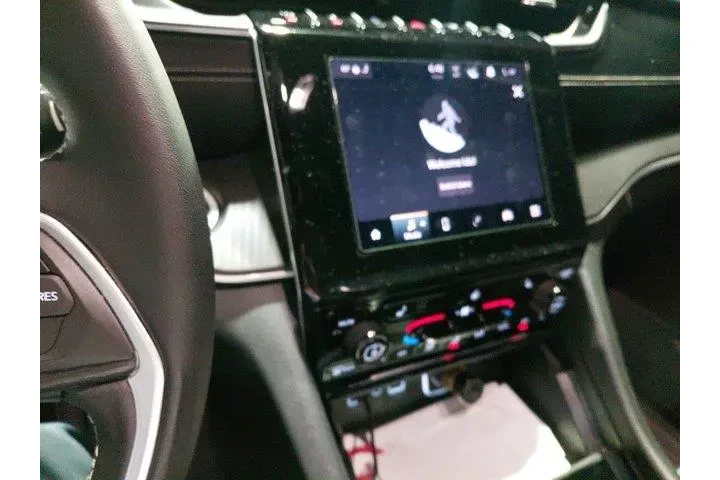 $25791 : Jeep Grand Cherokee L 2023 4 image 6