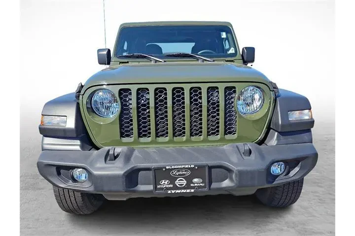$27729 : Jeep Gladiator 2022 4x4 Spor image 3