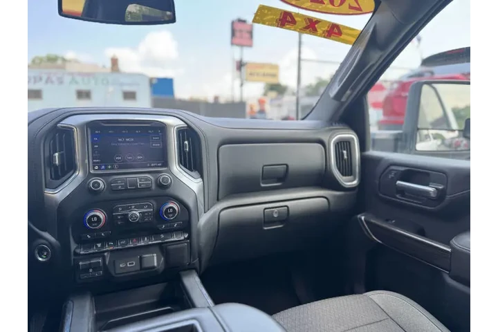 $40995 : 2020 Silverado 2500HD LT image 10