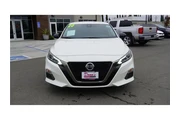 $17484 : 2020 Altima 2.5 SR thumbnail