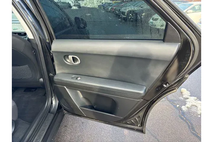 $19495 : Hyundai IONIQ 5 2022 SE 4dr image 9