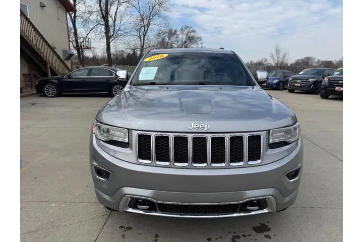 $11950 : 2016 Grand Cherokee Overland image 3