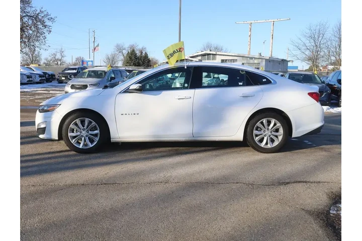 $16277 : Chevrolet Malibu 2024 LT 4dr image 6