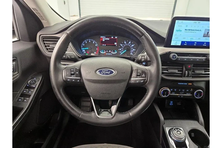 $18998 : Ford Escape 2022 SE 4dr SUV image 10