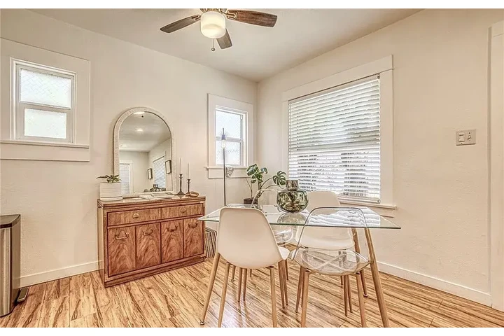 $1170 : Cozy and Affordable 1bd 1ba image 6