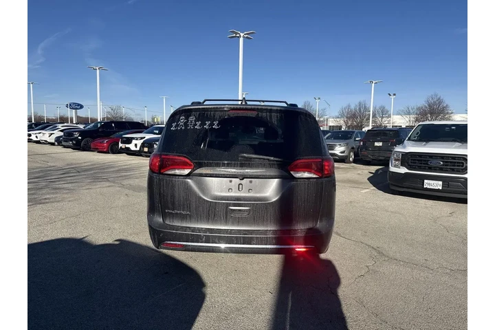 $11971 : Chrysler Pacifica 2017 Touri image 5