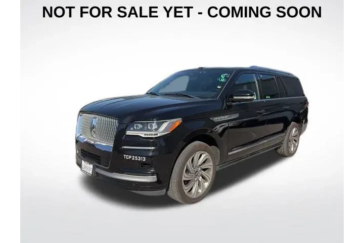 $35200 : Lincoln Navigator L 2022 4x2 image 1