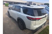 $23294 : Nissan Pathfinder 2022 SV 4d thumbnail