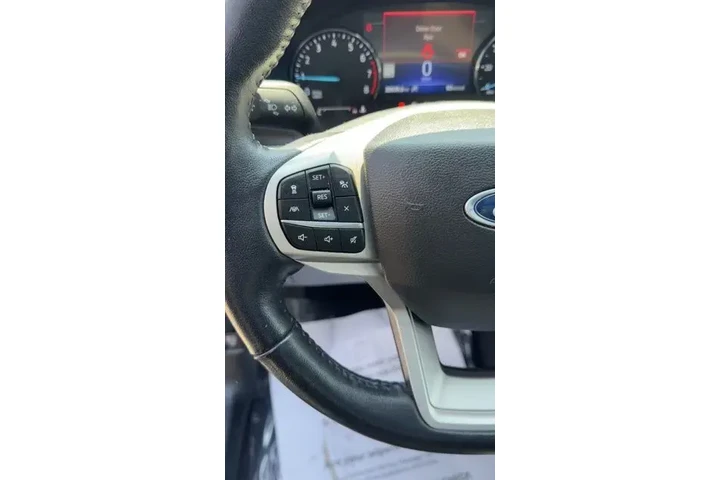 $32388 : Ford Explorer 2023 AWD XLT 4 image 9