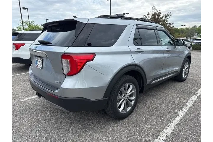 $36000 : Ford Explorer 2023 AWD XLT 4 image 10