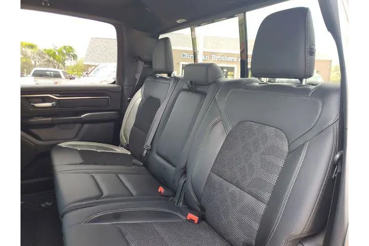 $39488 : Ram 1500 2020 4x4 Rebel 4dr image 10