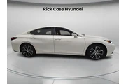 $39582 : Lexus ES 350 2024 4dr Sedan thumbnail