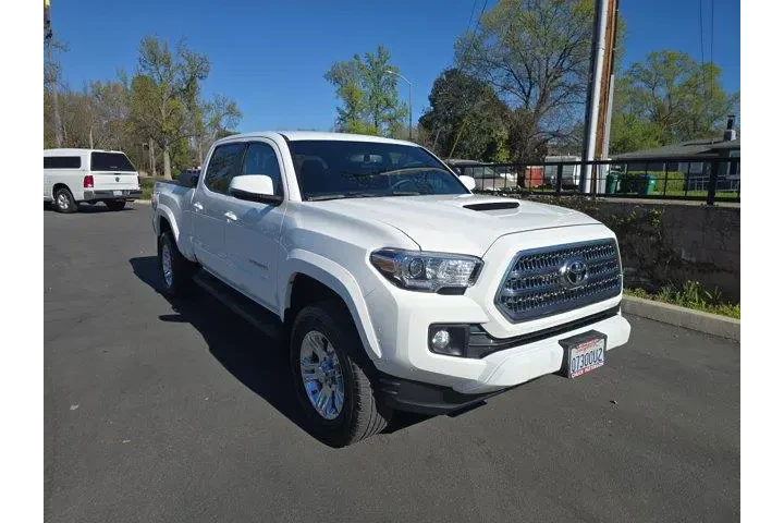 $27995 : Toyota Tacoma 2016 4x2 TRD S image 1