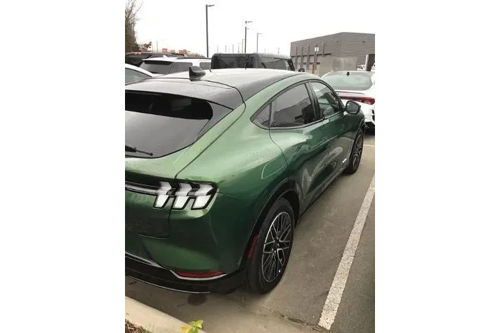 $37591 : Ford Mustang Mach-E 2024 AWD image 7