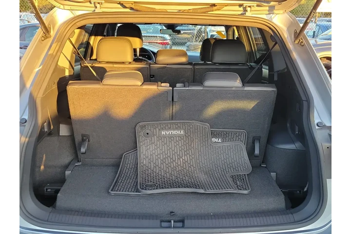 $23498 : Volkswagen Tiguan 2023 SE R- image 8