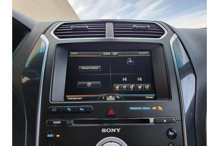 $11843 : Ford Explorer 2016 AWD Limit image 5