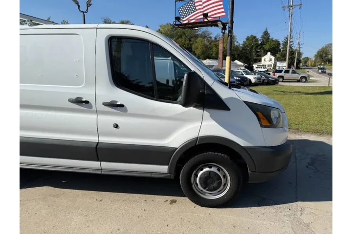 $11500 : 2016 Transit 250 image 3