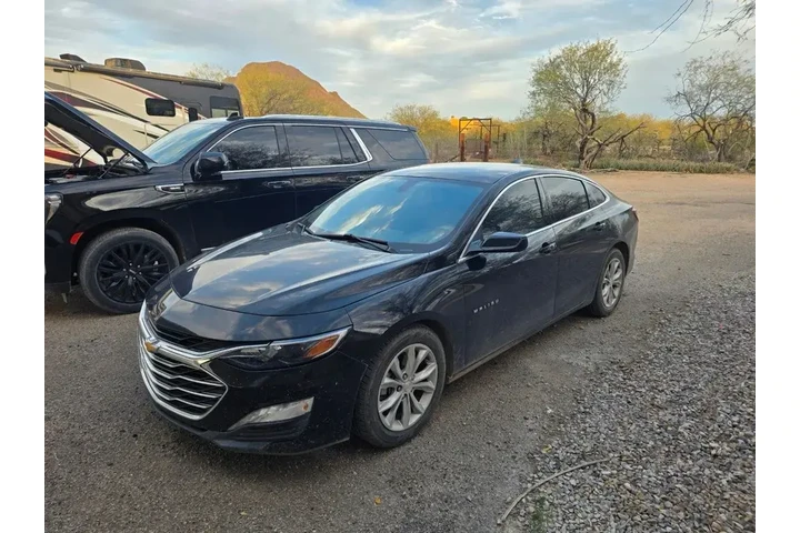 $14240 : Chevrolet Malibu 2020 LT 4dr image 1