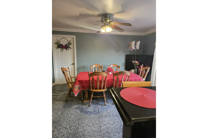 $850 : Cuarto de Renta image 5