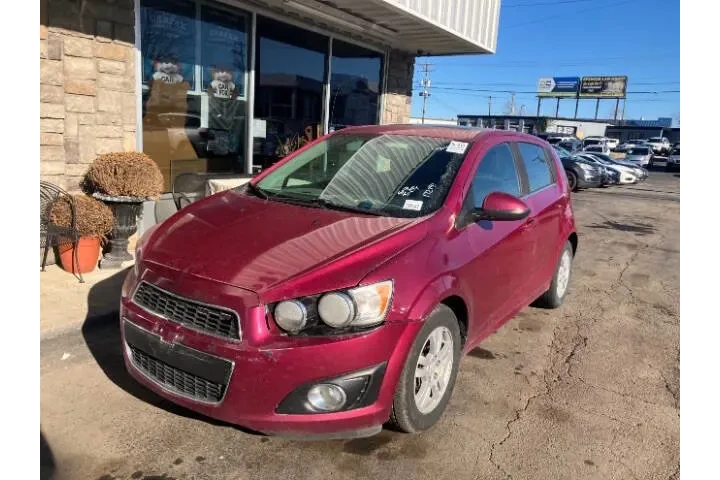 $5500 : 2014 Sonic LT Auto image 3