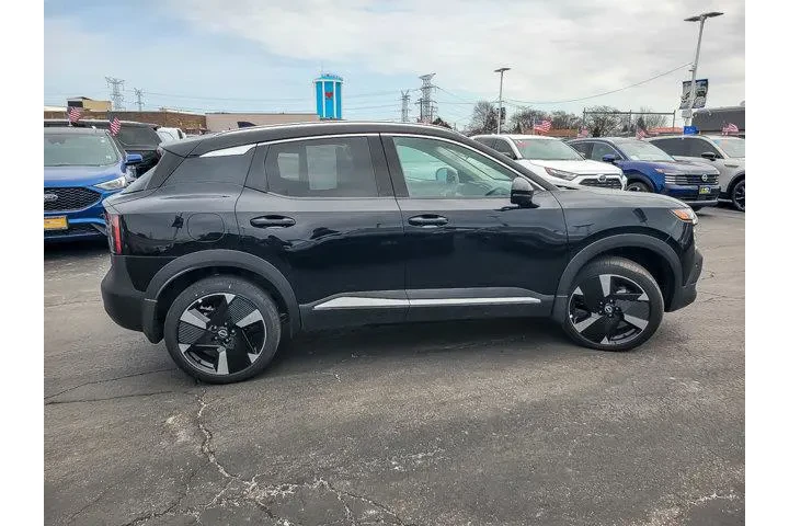 $29988 : Nissan Kicks 2025 AWD SR 4dr image 9