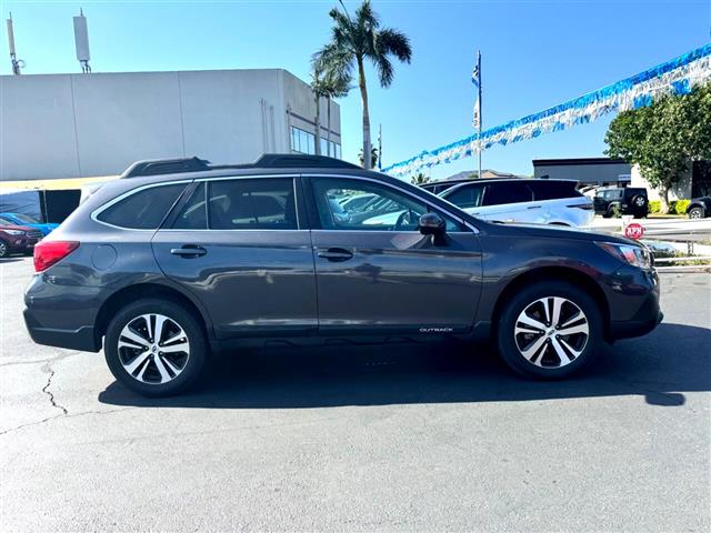 $27995 : 2019 Outback image 4