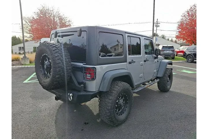 $14800 : Jeep Wrangler Unlimited 2014 image 5