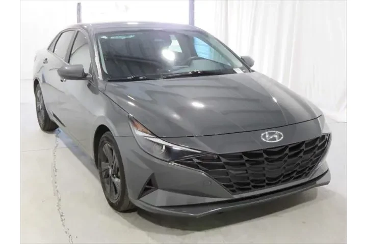 $18770 : Hyundai ELANTRA 2023 SEL 4dr image 3