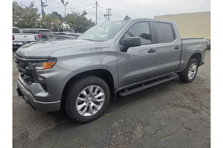 $32485 : Chevrolet Silverado 1500 202 image 1