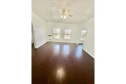 $1975 : 1 BEDROOM APARTMENT thumbnail