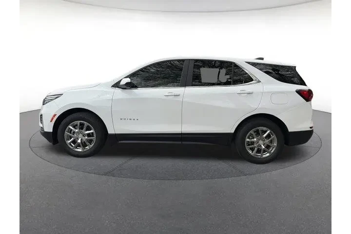 $14436 : Chevrolet Equinox 2022 LT 4d image 9