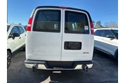 $30807 : GMC Savana 2024 2500 3dr Car thumbnail