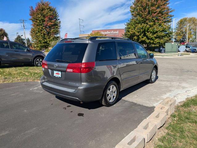 $6990 : 2005 Sienna CE 8 Passenger image 6