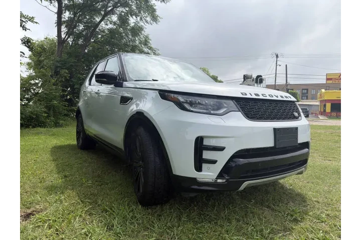 2018 Land Rover Discovery HSE image 3