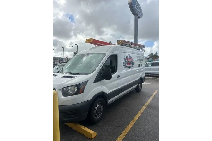 $22990 : Ford Transit 2020 250 3dr SW image 1