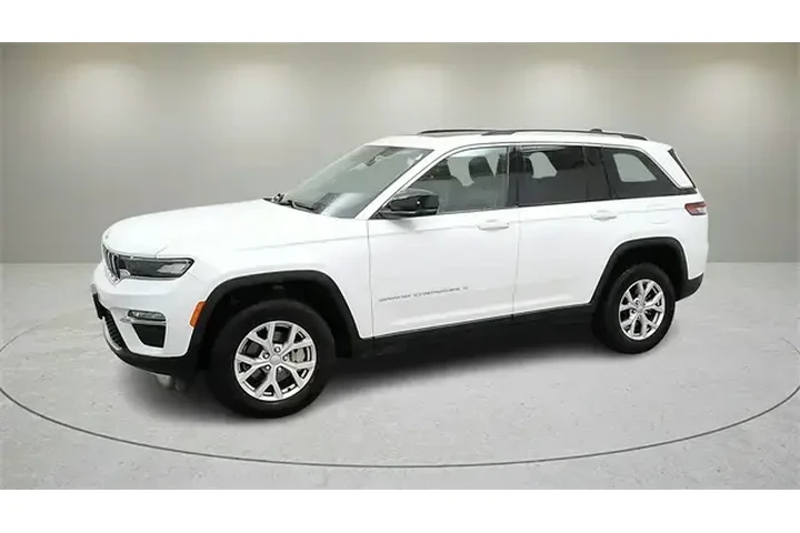 $29977 : Jeep Grand Cherokee 2022 4x4 image 4