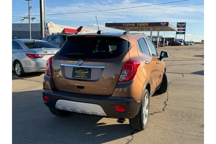 2016 Encore Base FWD image 4