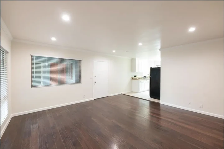 39th Street Apartments image 7