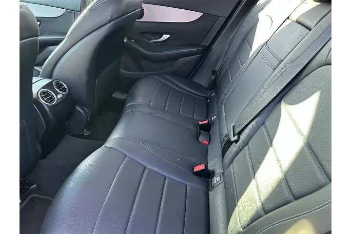 $23995 : Mercedes-Benz GLC 2021 GLC 3 image 7