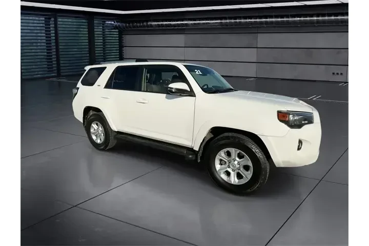 $33998 : Toyota 4Runner 2021 4x4 SR5 image 2