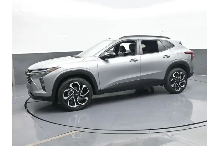 $23588 : Chevrolet Trax 2025 RS 4dr C image 2