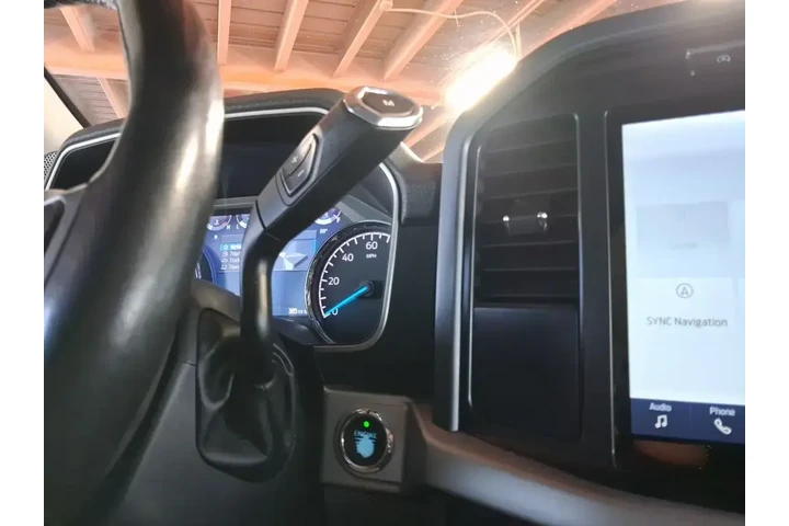 $38000 : Ford F-150 2021 4x2 XL 4dr S image 9
