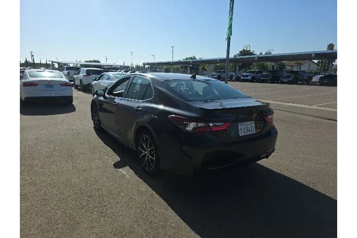 $26500 : Toyota Camry 2024 SE 4dr Sed image 4