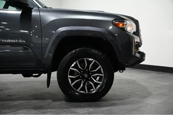 $32803 : 2020 Tacoma 4WD TRD Sport image 7